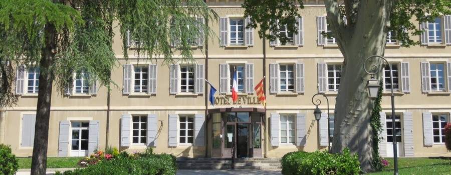 Beaumes-de-Venise_L'Hôtel de ville