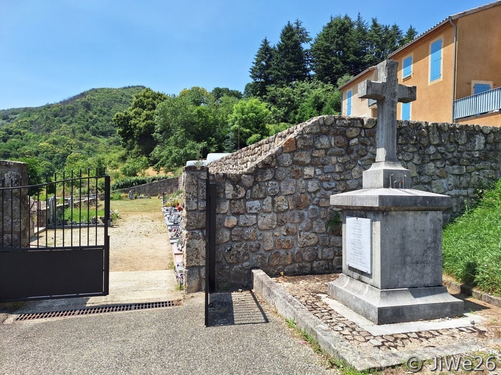 Entrée du cimetière
