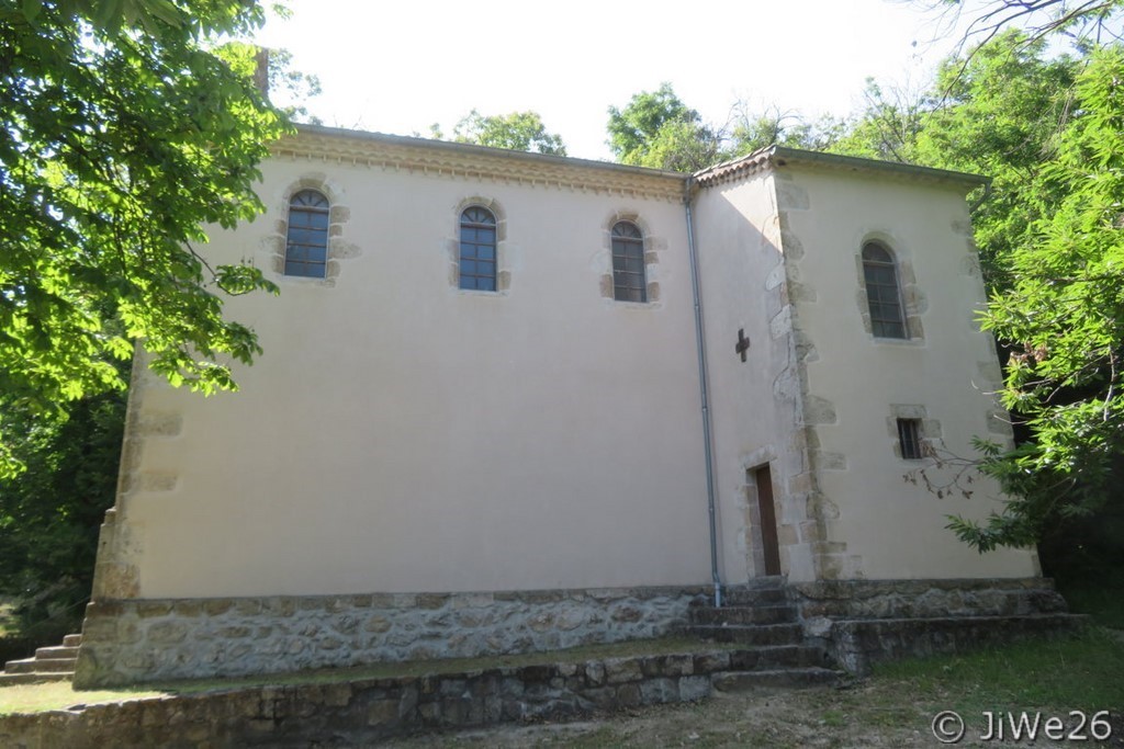 Un côté de la chapelle