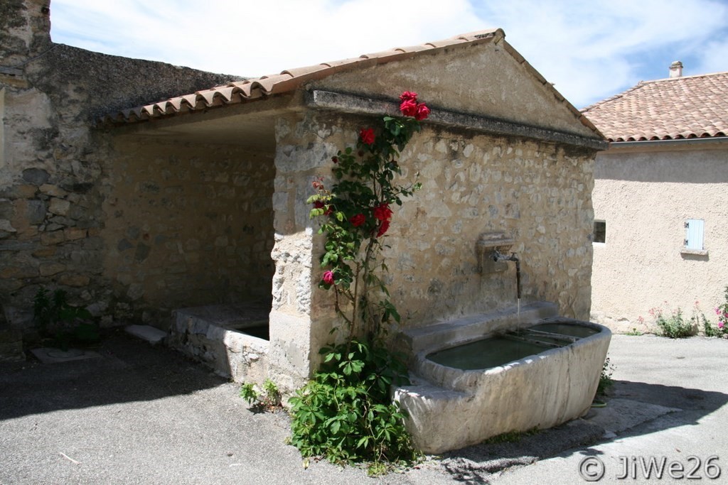 Lavoir communal d'Arpavon