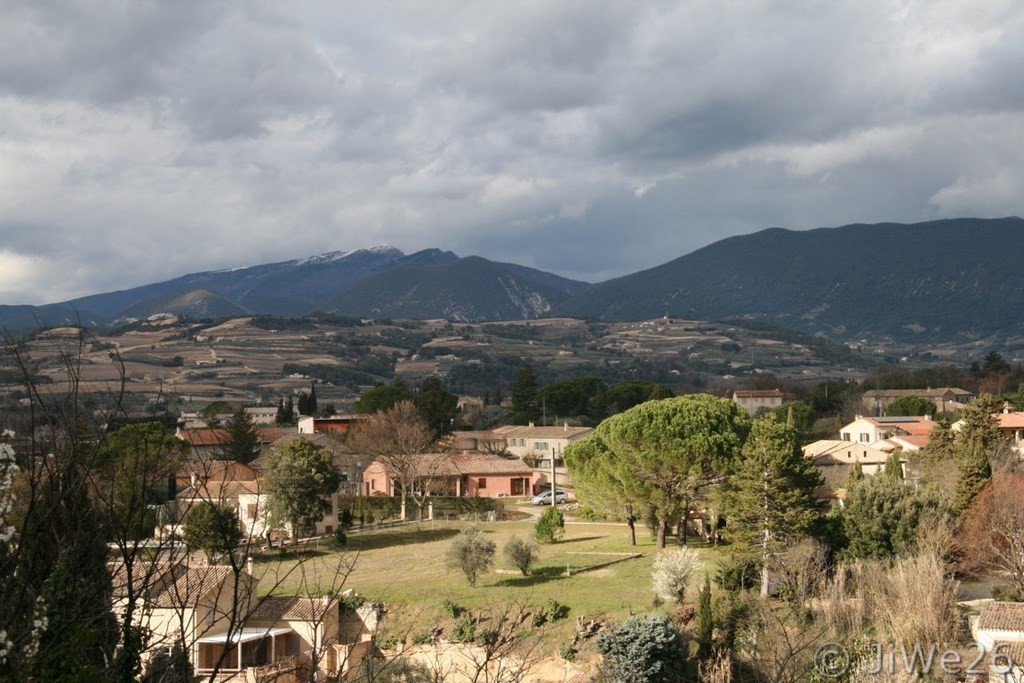 Mirabel-aux-Baronnies_Vue sur le Mont Ventoux