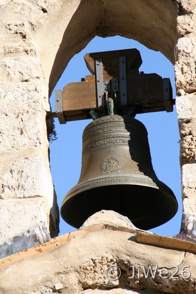 Gros plan sur la cloche