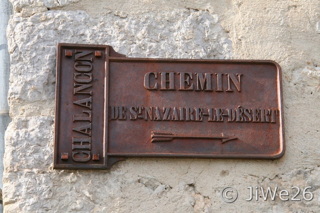 Une ancienne plaque de cocher