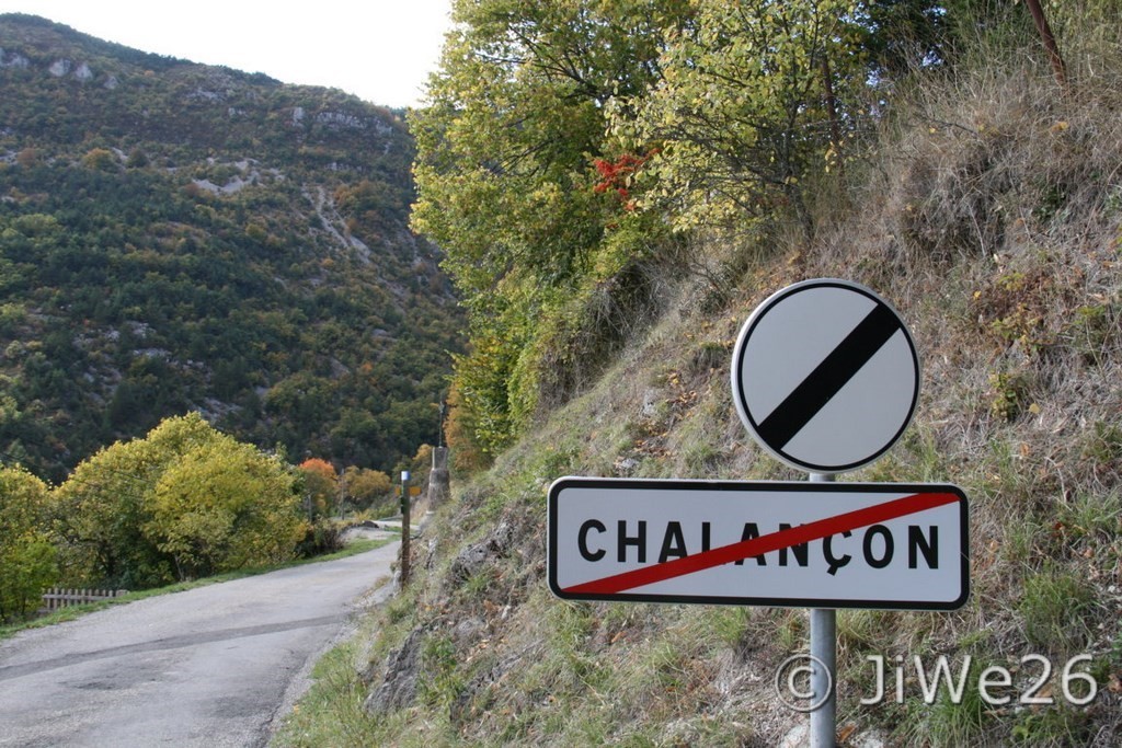 Nous quittons déjà le calme de ce joli petit village