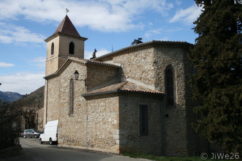 L'Eglise vue arrière