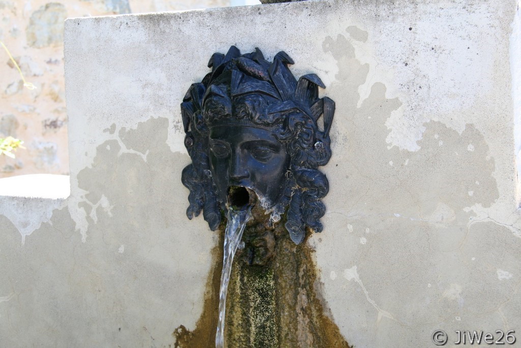 Mascaron de la fontaine