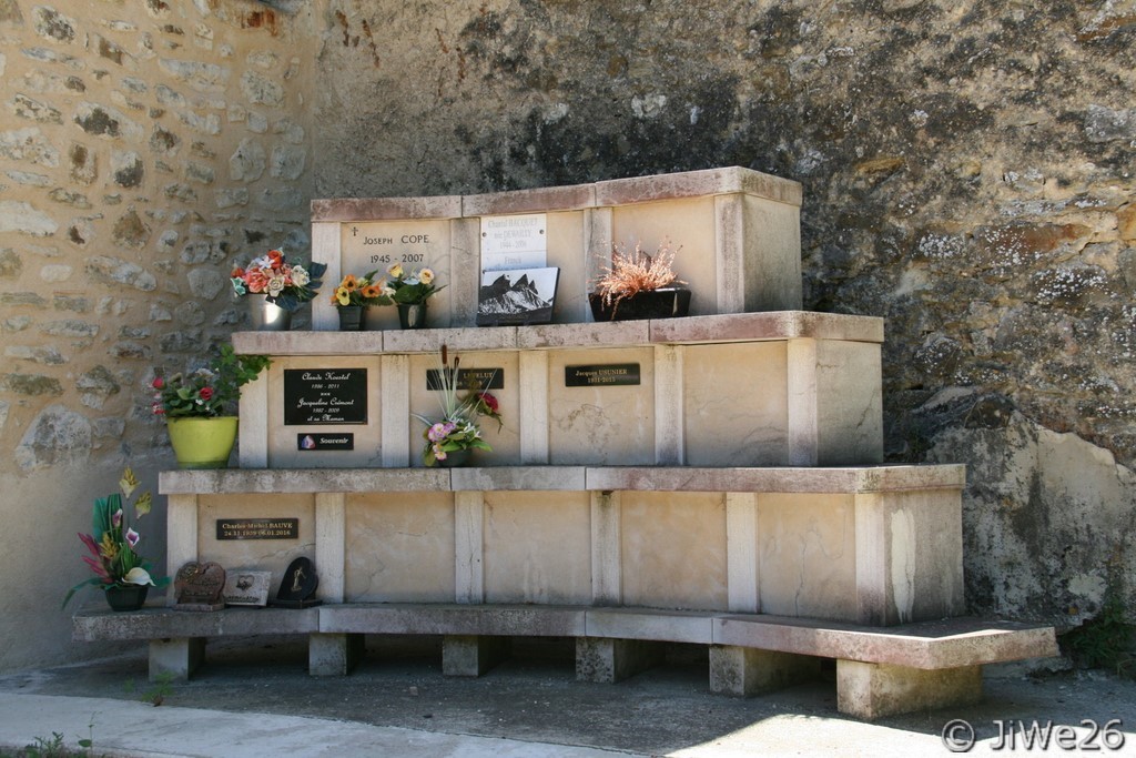 Le colombarium à Eyzahut