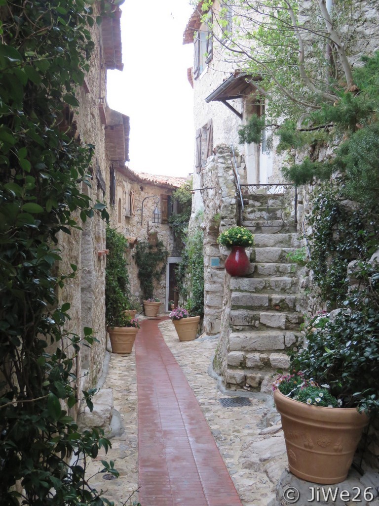 Petite ruelle de pierres