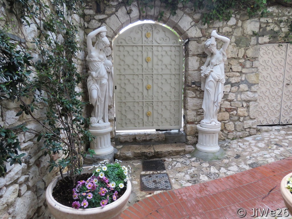 Superbe endroit au détour d'une ruelle