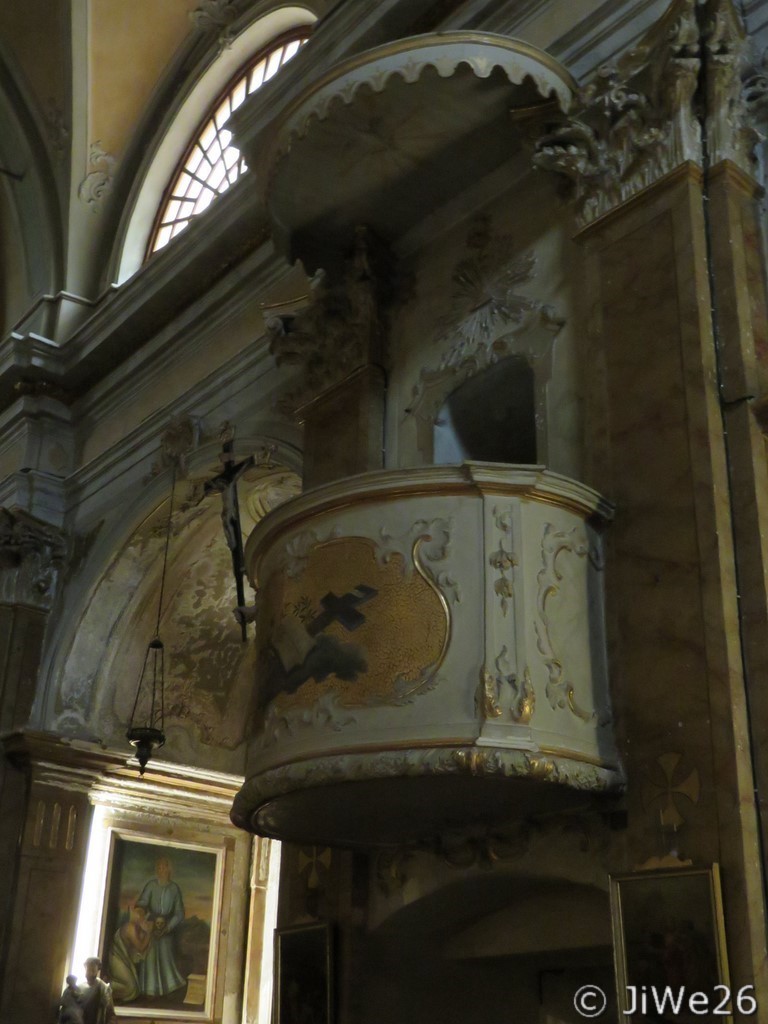 ​La chaire à prêcher de l'église N-D-de-l'Assomption