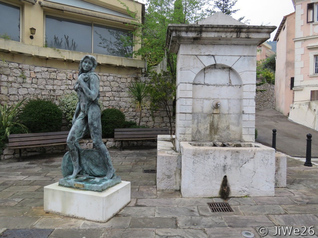 Petite fontaine rafraîchissante