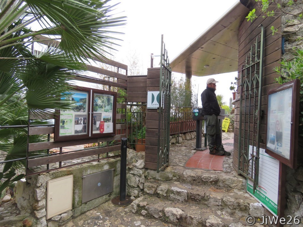 Entrée au jardin botanique exotique