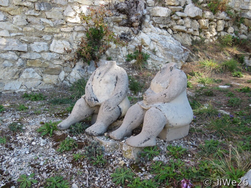 Elles furent crées par des artistes contemporains