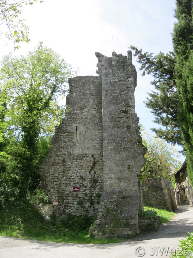 Porte de bise de Chateauneuf de Mazenc