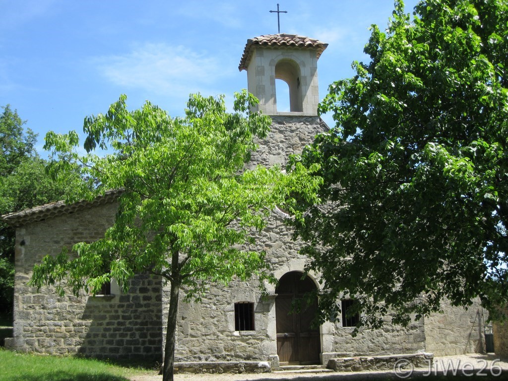 La Chapelle romane Notre-Dame de Mont-Carmel (XIIe)