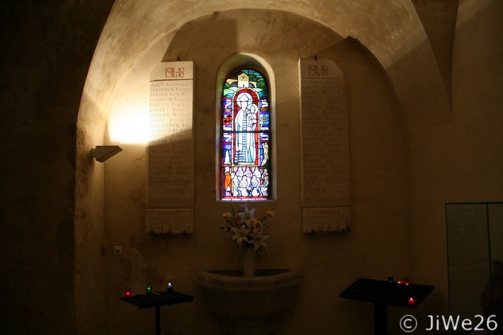 Vue intérieure de l'église Saint-Michel