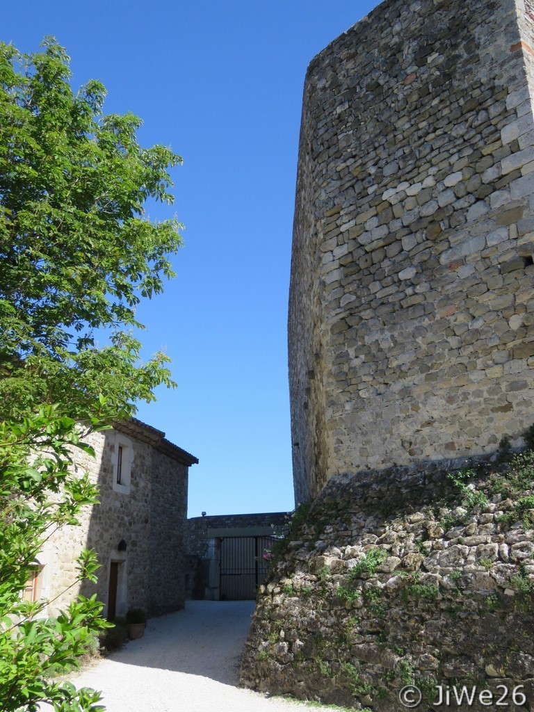 Les remparts du château