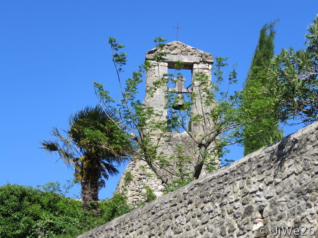 Le beau clocher de la Chapelle ND de Pitié