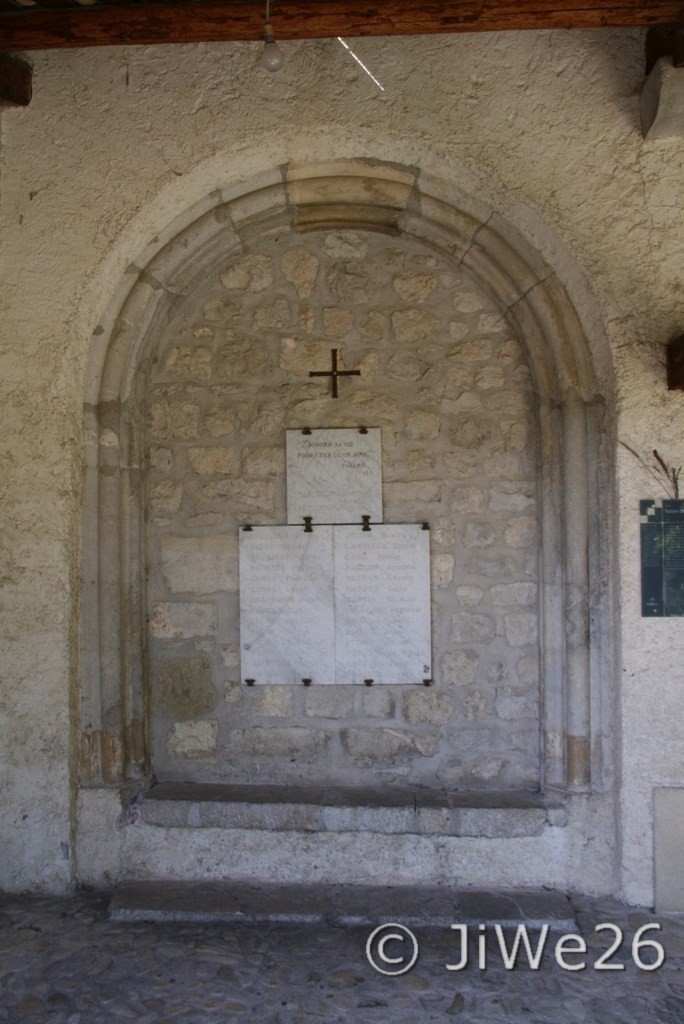 La-Motte-Chalancon_Plaque commémorative aux morts de la guerre