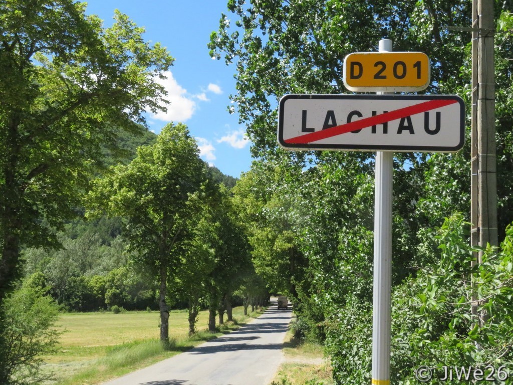 Nous quittons ce sympathique village, sachant très bien que nous n'avons pas tout visité.