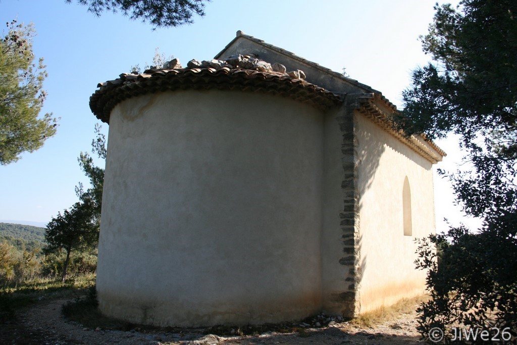 Vue arrière de la chapelle
