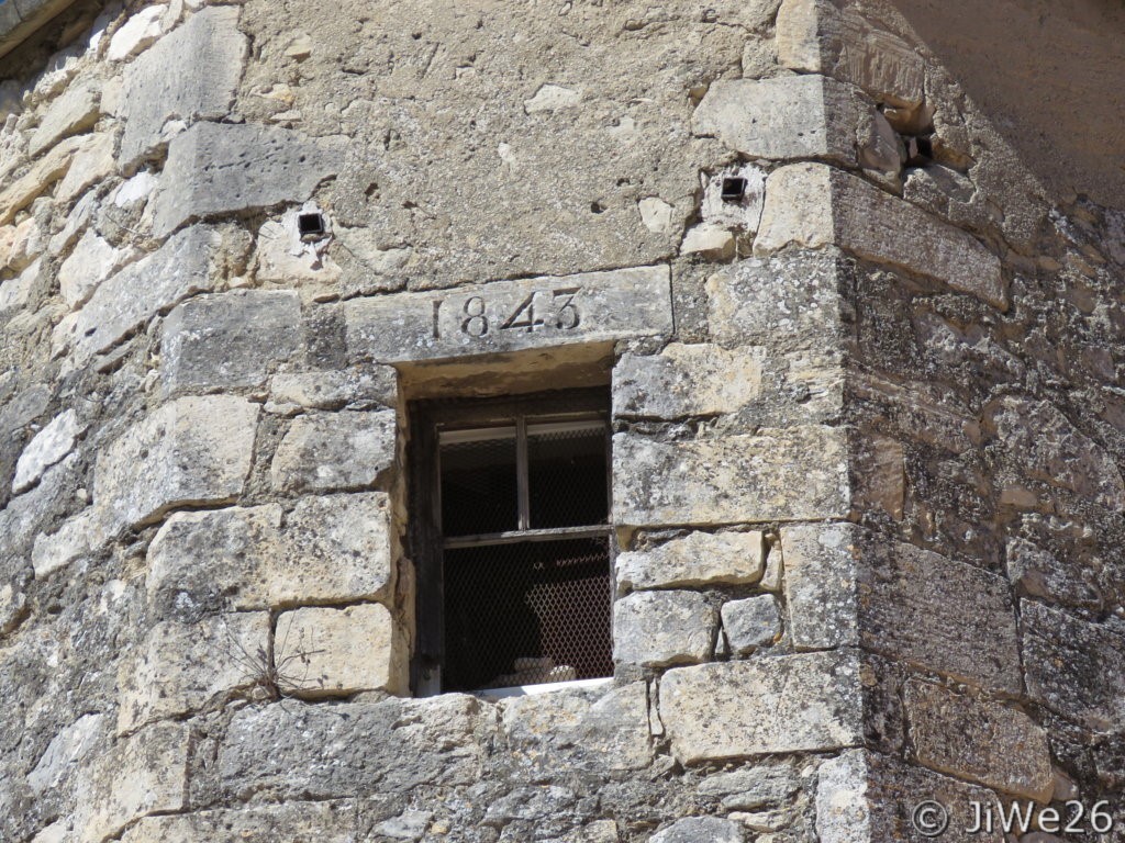 Entrée du cimetière construit en 1843