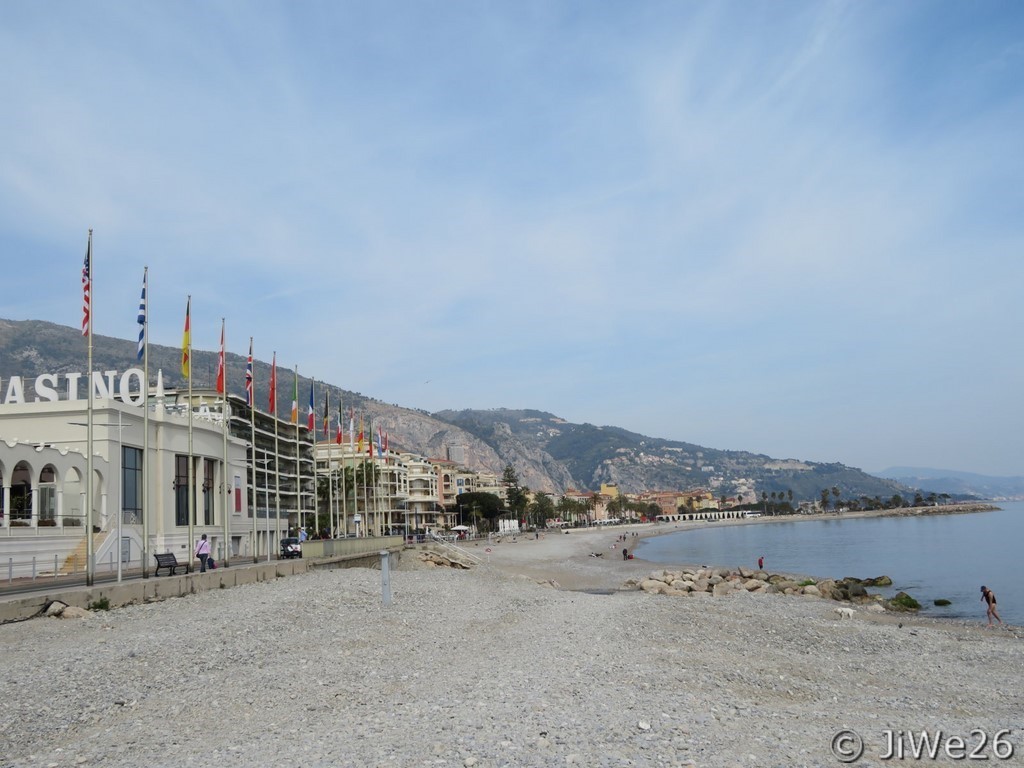 Un joli coin de plage proche du casino