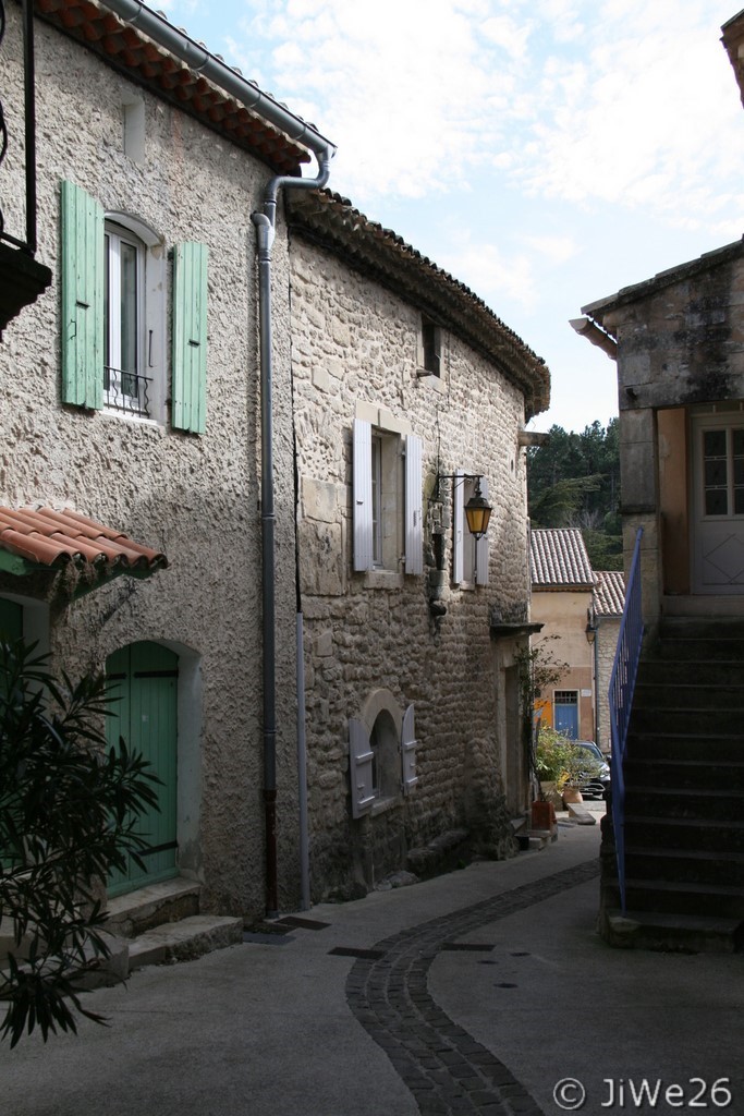 Encore une de ces ruelles pleines de charme