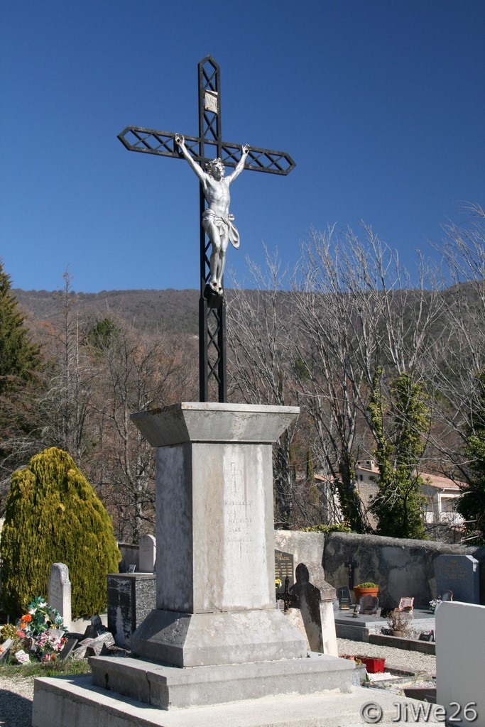 Croix de cimetière