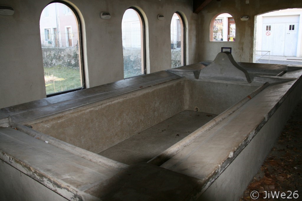 Vue intérieure du lavoir