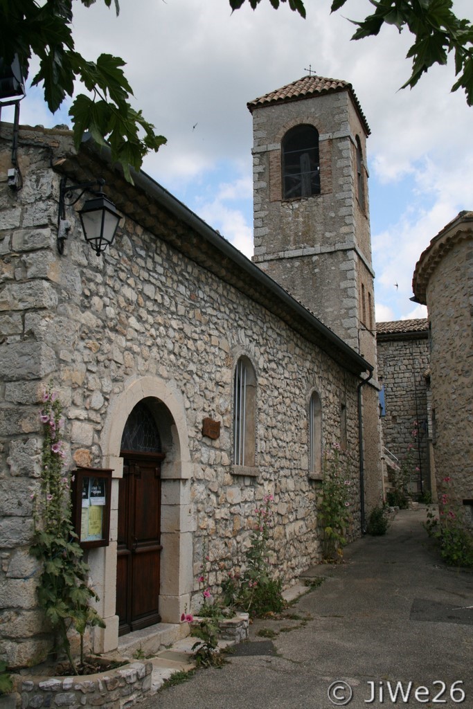 Vue latérale de l'église