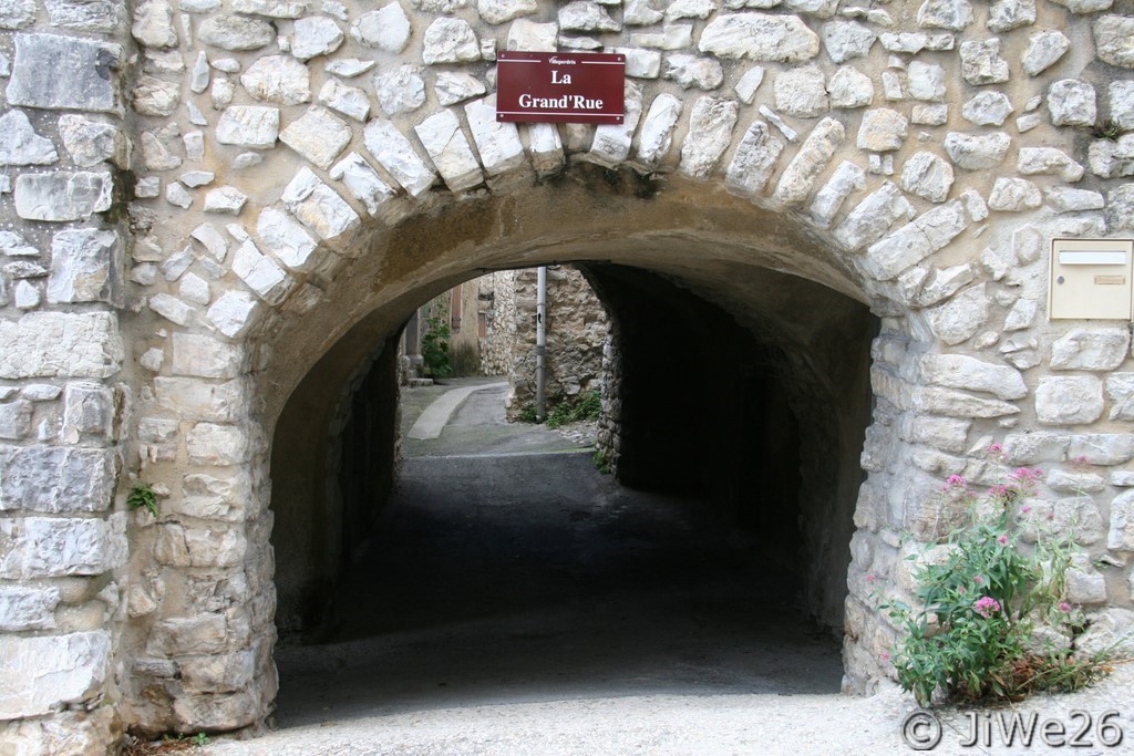 Soustet menant sur la Grand-rue