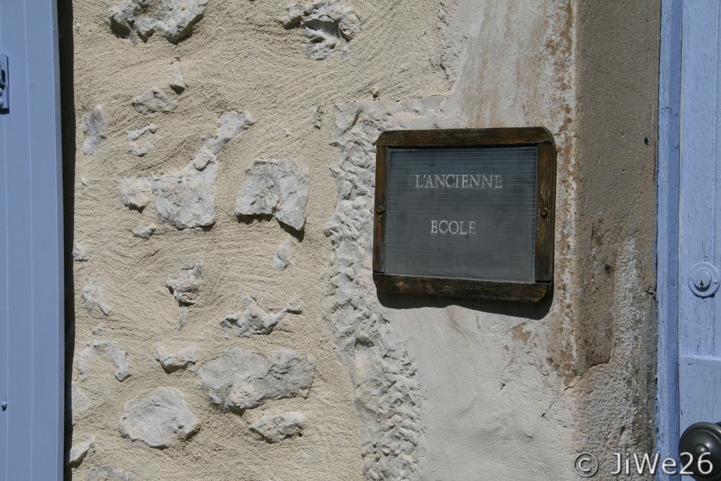 Voici l'ancienne école, 