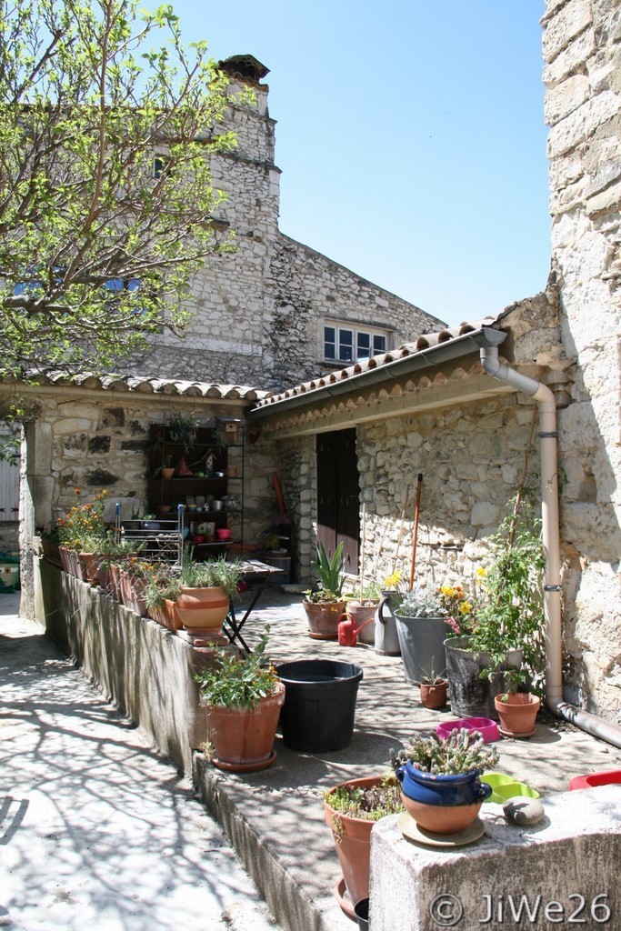 En parcourant les ruelles