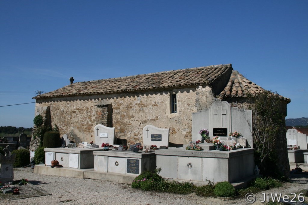 Construite au XIIe s., elle sera intégralement restaurée en 1978-1979