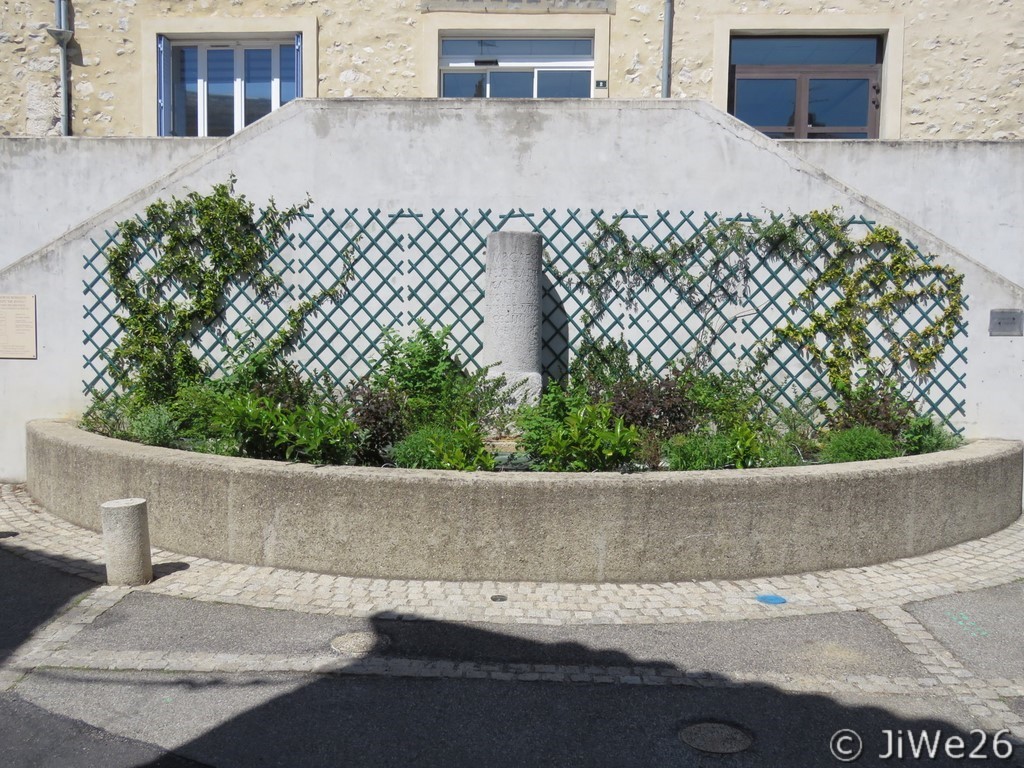 Borne romaine dite de Joviac