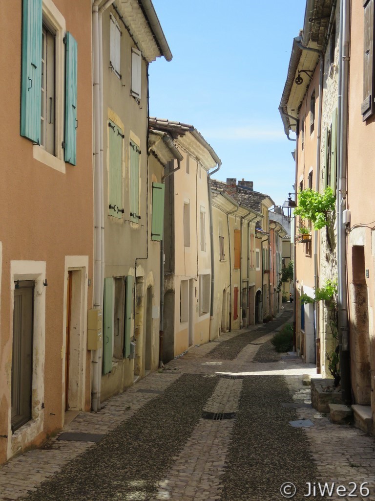 Encore cette agréable rue du Faubourg