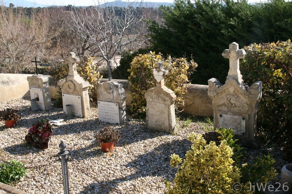 Quelques sépultures anciennes