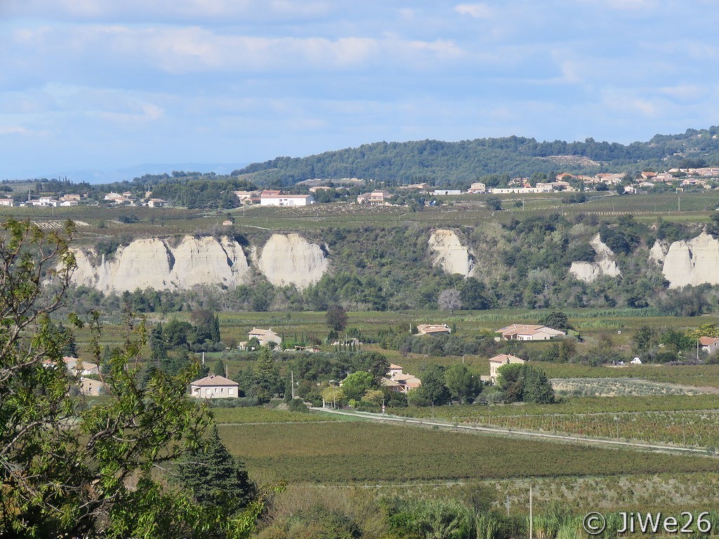 Au fond les carrières de marne