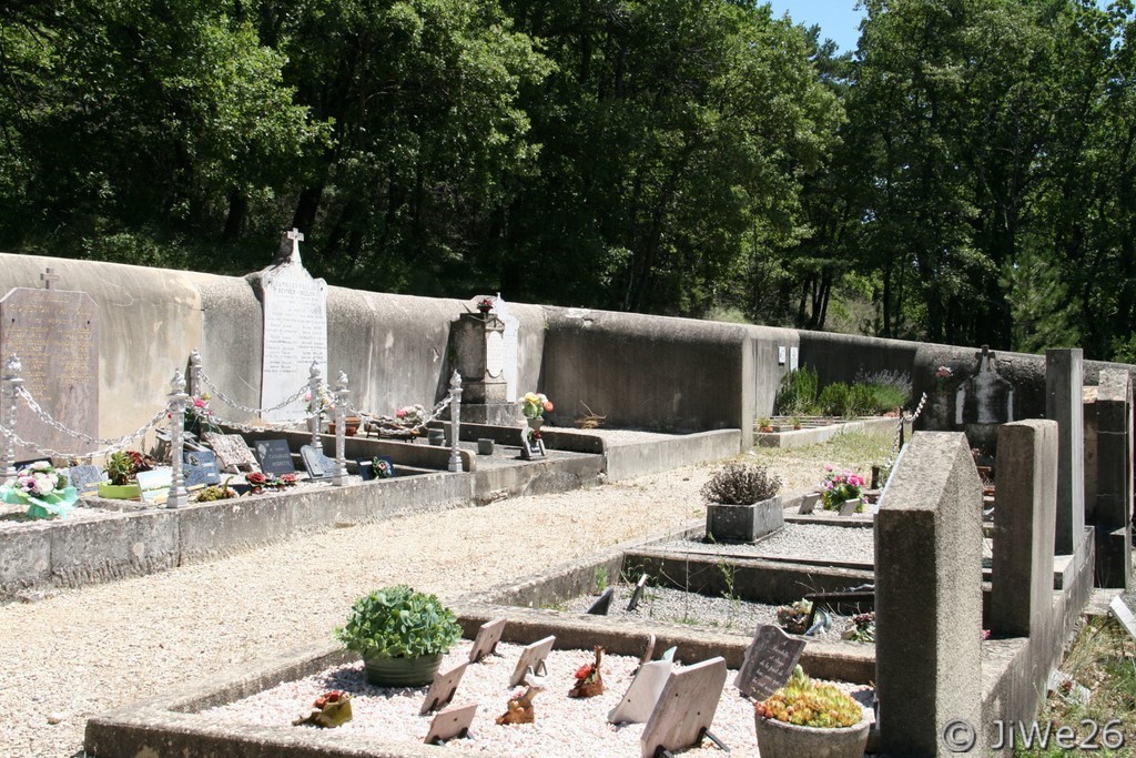 Un petit coin du cimetière