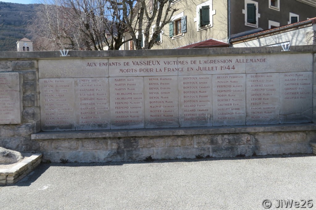 Fresque pour les victimes de l'agression allemande de juillet 1944