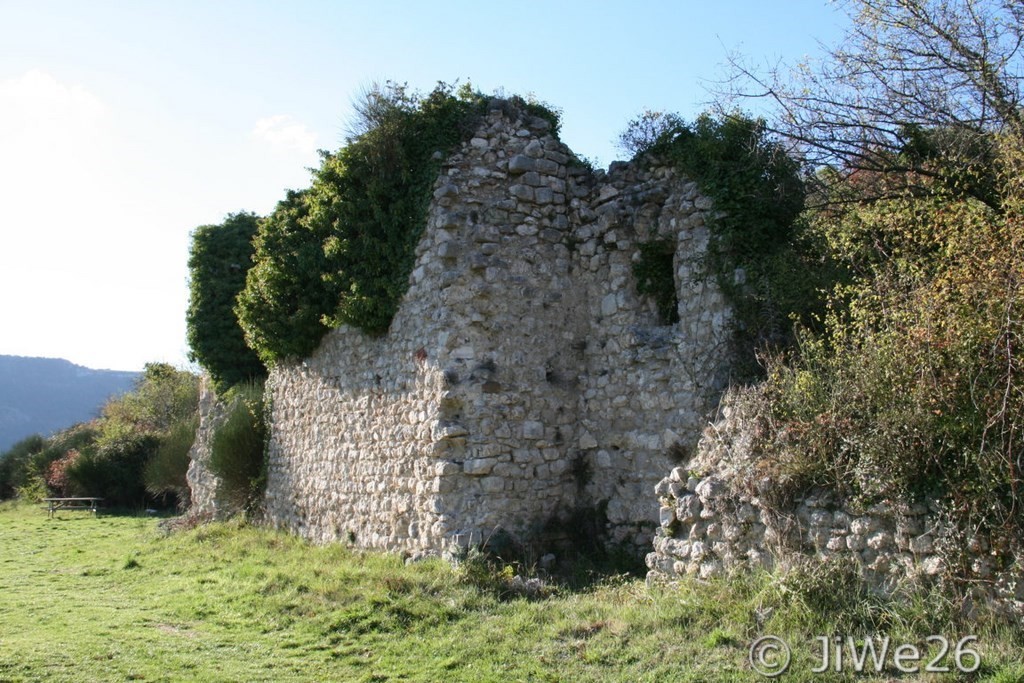 Vieux Village de Condorcet_Ce qu'il reste de l'église St Jean-Baptiste