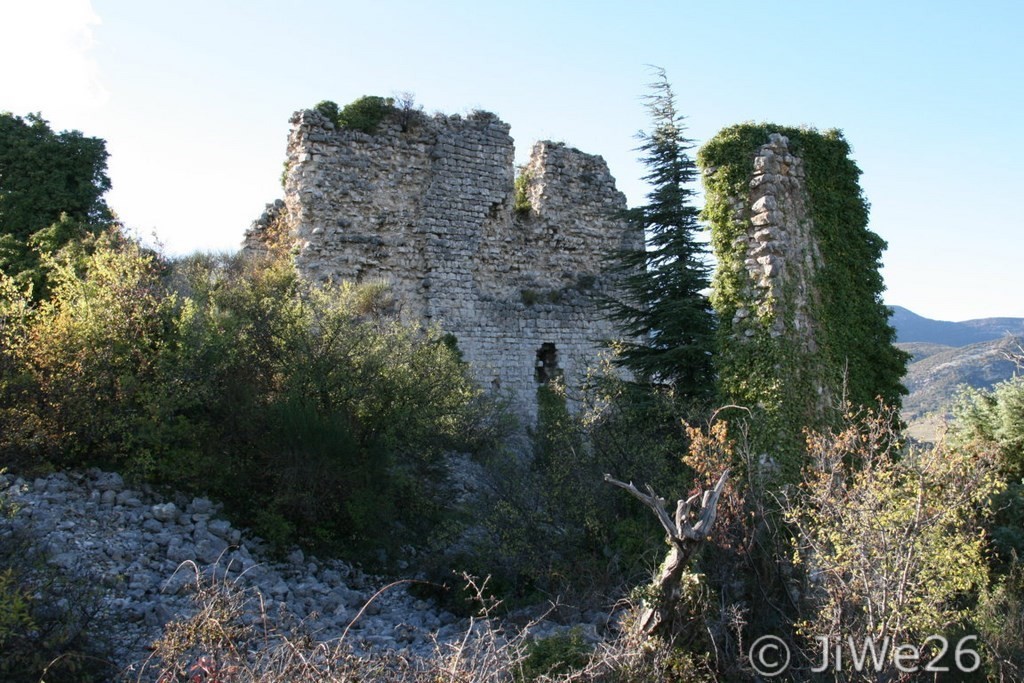 Vieux Village de Condorcet_Vestiges du vieux château