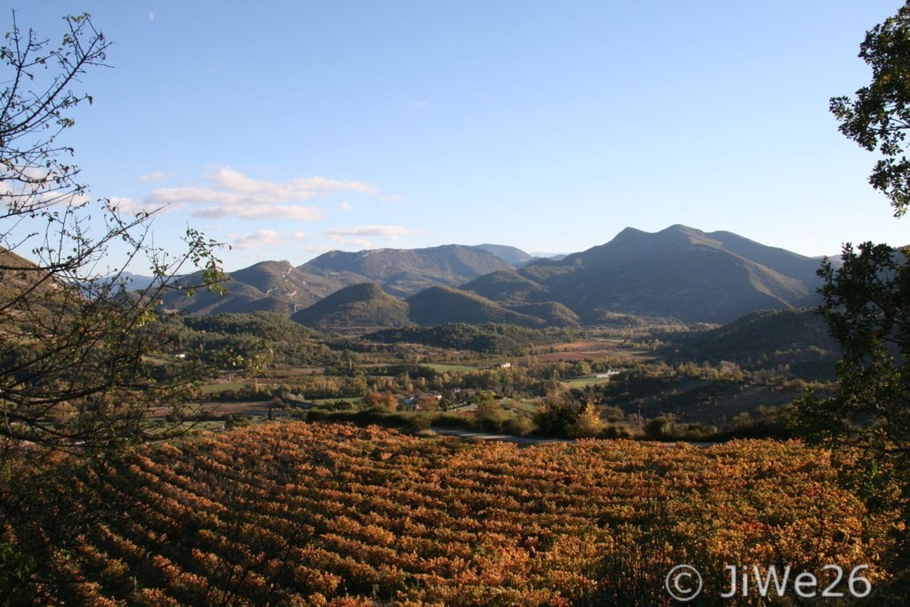Vieux Village de Condorcet_Superbe vue sur les Baronnies