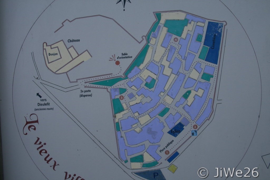 Plan du parcours et illustration du Vieux Village de Condorcet