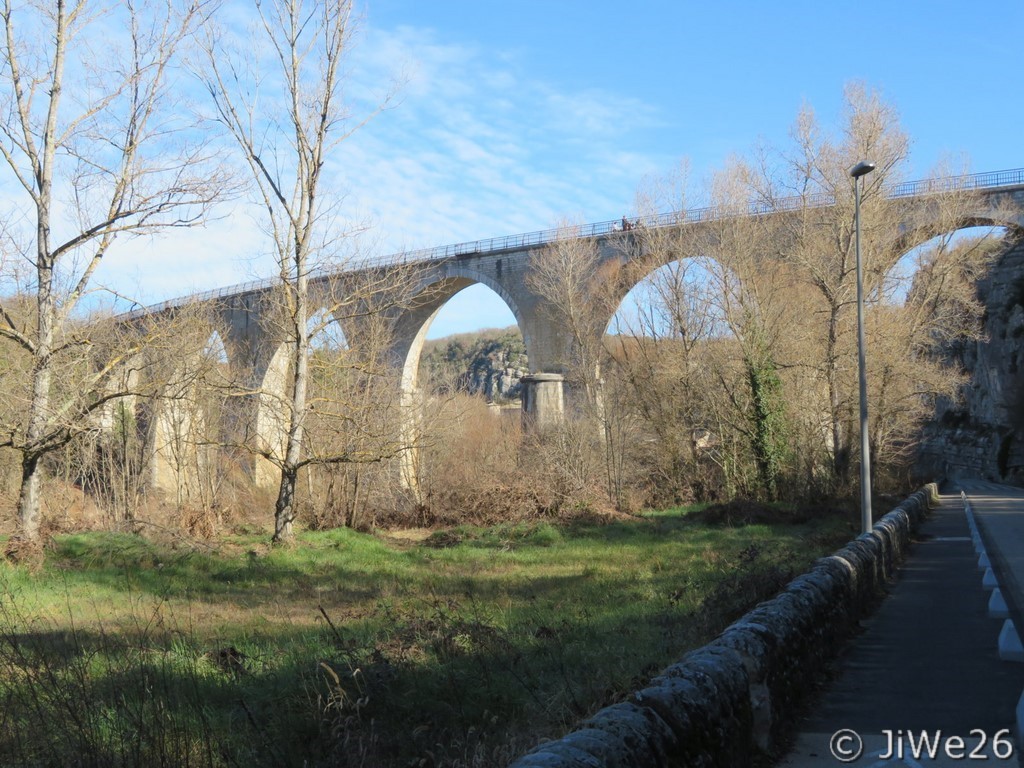 Ancien viaduc ferroviaire de 1877