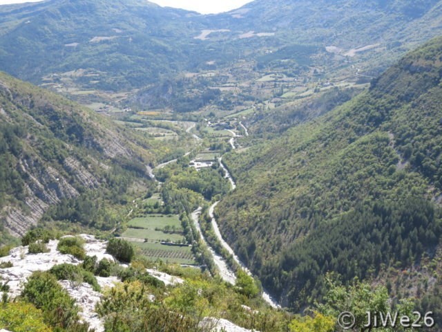 Voyez un peu le panorama spectaculaire de la vallée de l'Oule !!
