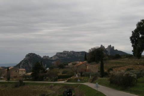 Les Dentelles