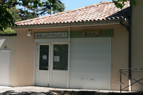 La bibliothèque de Charols