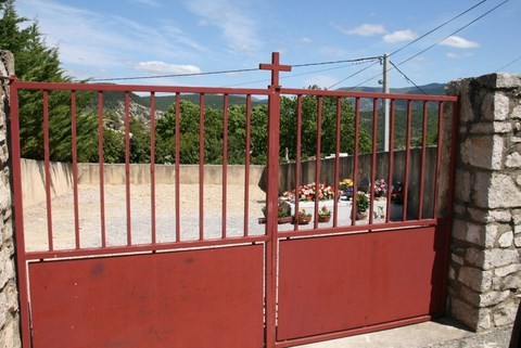Portail d'entrée du cimetière